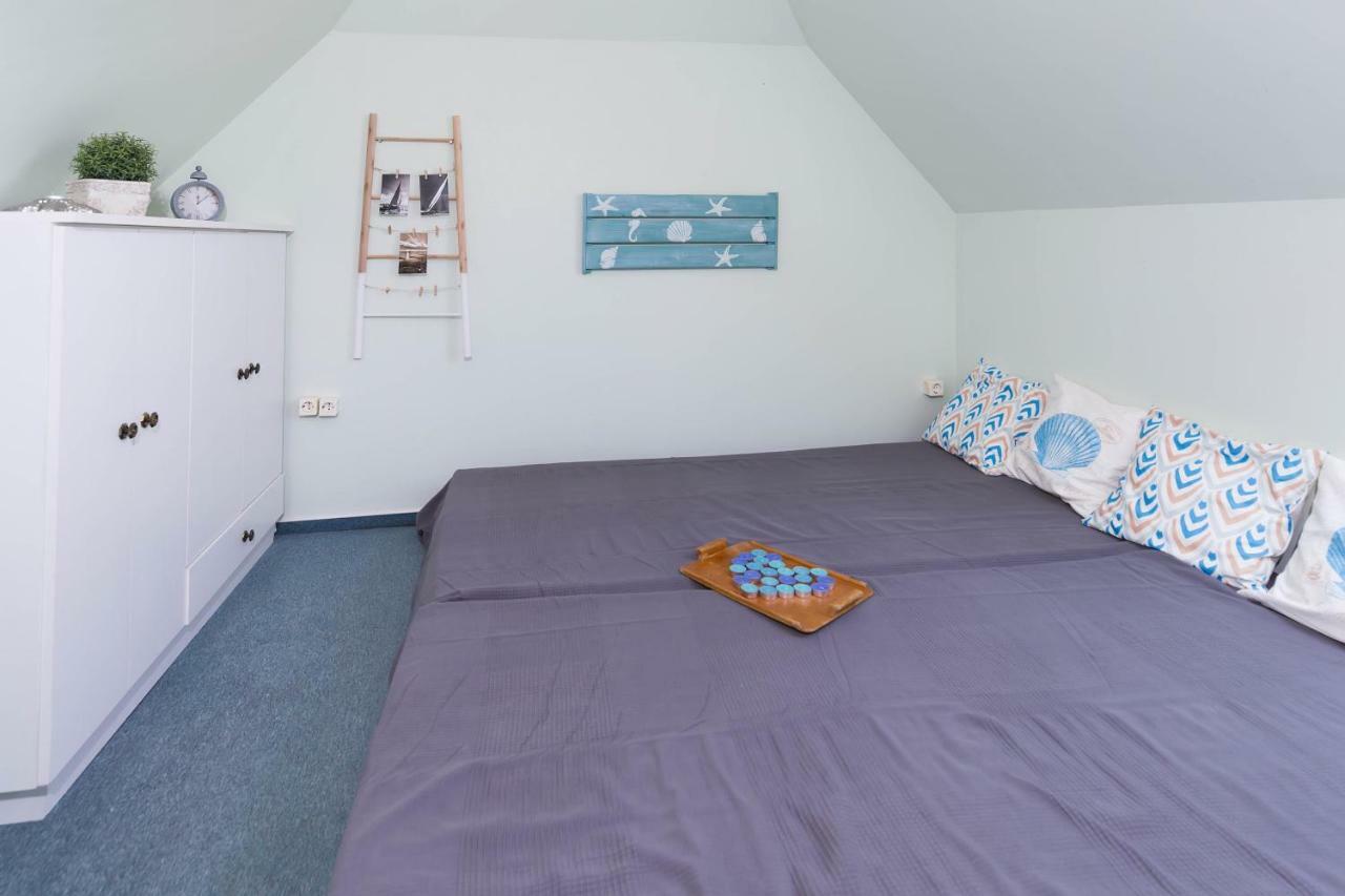 Family Garden Apartmanhaz Шиофок Экстерьер фото